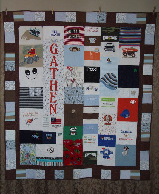 Baby Clothes Quilt with Name and Border